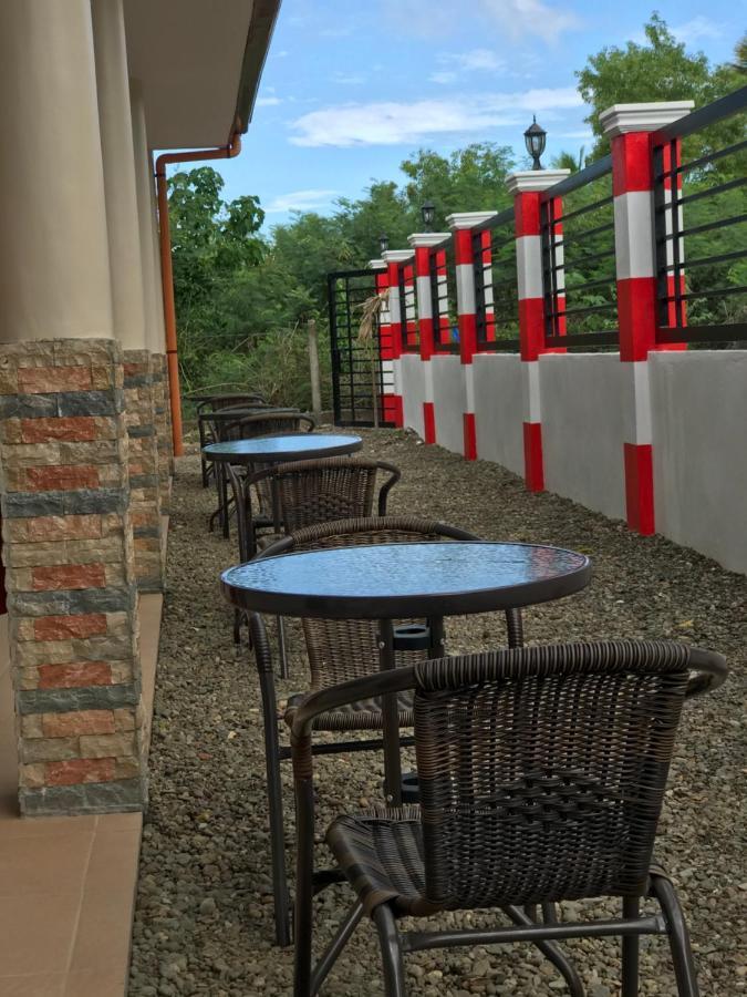 Anchorage Inn Moalboal Εξωτερικό φωτογραφία